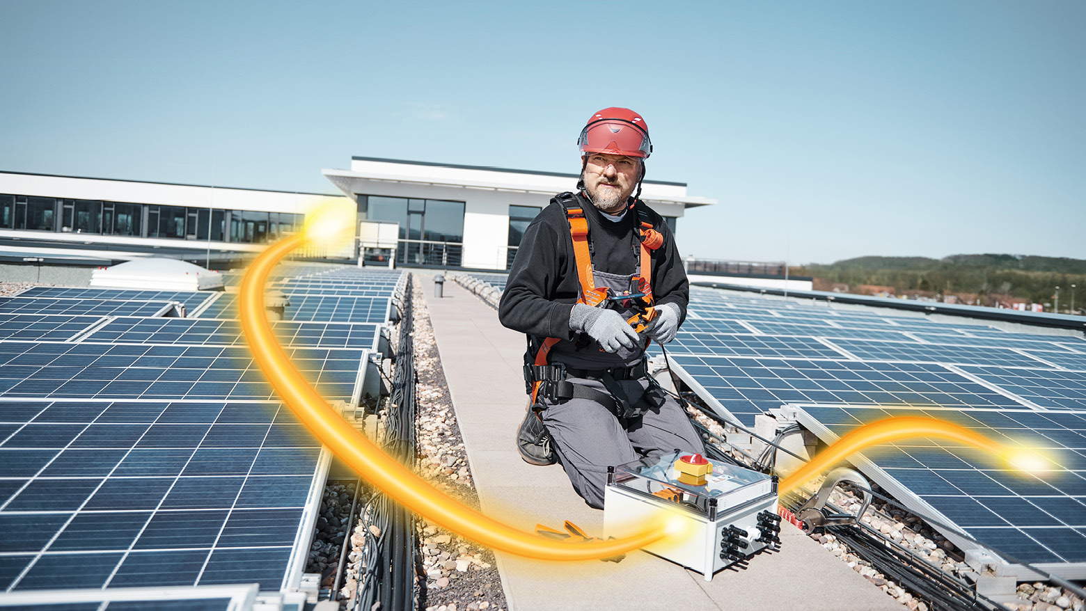 Installer et sécuriser les systèmes PV sur le toit