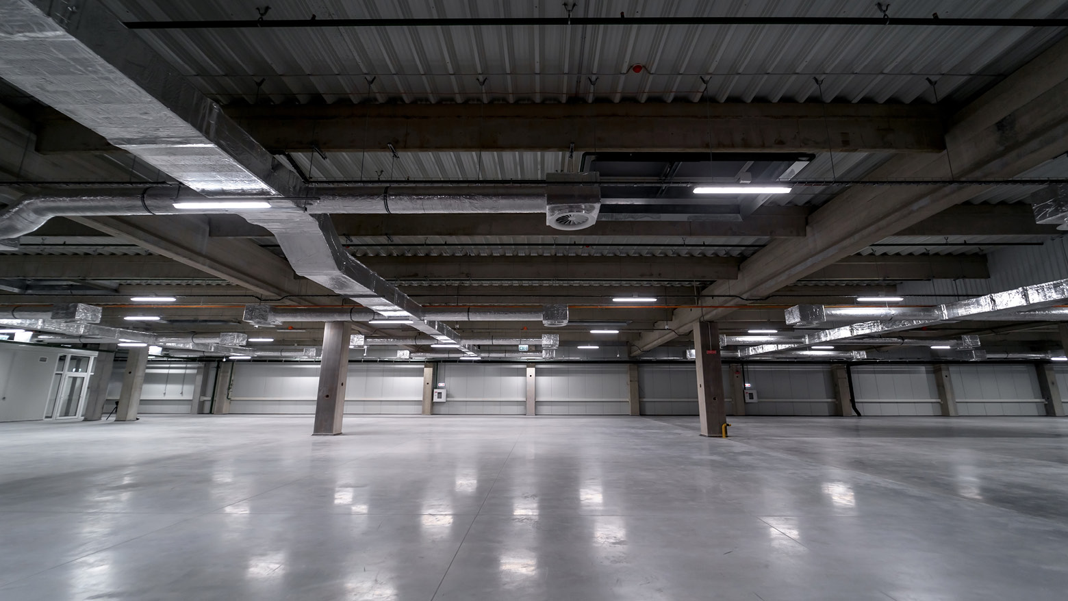 Un éclairage parfait dans les zones industrielles, les bureaux et les zones générales