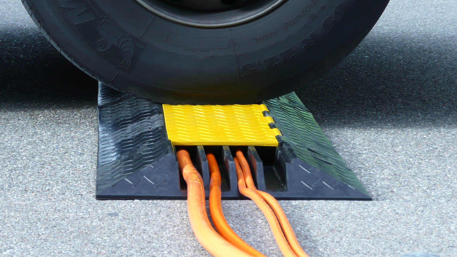 Optimaler Kabel- und Leitungsschutz von Demelectric		