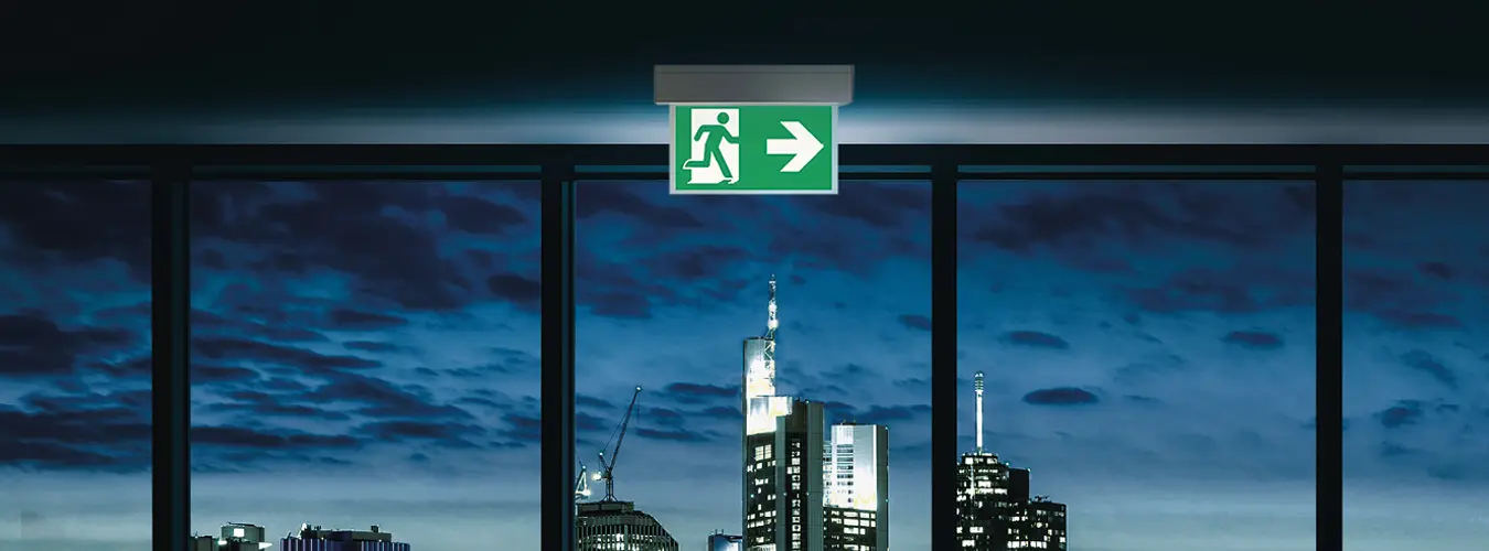 Lampade di emergenza che assicurano che non siate mai lasciati al buio
