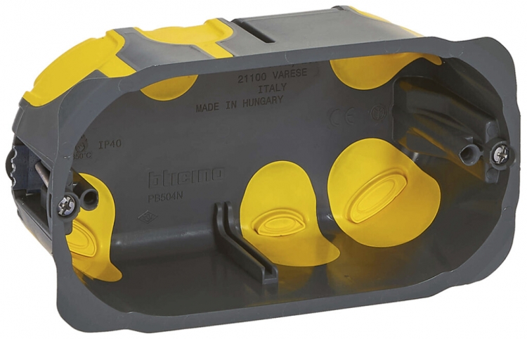 Scatola per parete cava Legrand Bticino 132.5×71mm 52mm 4 moduli grigio 