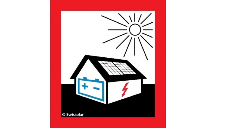 Adesivo Swissolar "Edificio con accu a batteria e impianto fotovoltaico" 