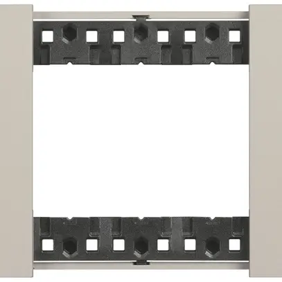 Cadre de recouvrement Living Now 3 modules 125×86mm sand 
