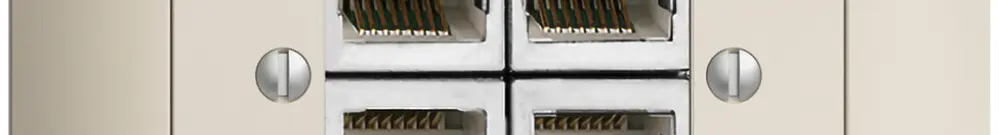 UP-Anschlussdose 4×RJ45/s 4P getr. EDIZIOdue crema ITplus 