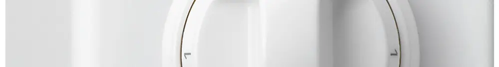 AP-Drehschalter basico 0/1L weiss mit Drehgriff 