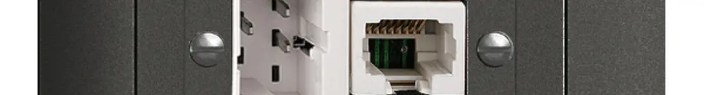 Prise INC xDSL RJ45/TT83 noir ITplus EDIZIOdue, avec filtre 