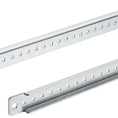 Barra di montaggio Rittal TS, per l'equip.di porta d'armadio compatto AX L=760mm 