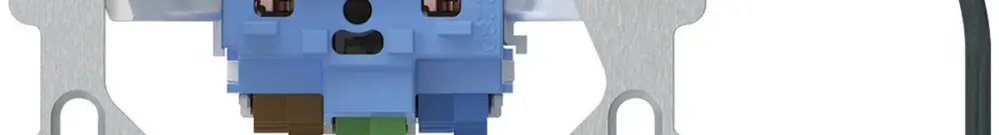 Presa INS tipo 15/25 Hager, Technofil 