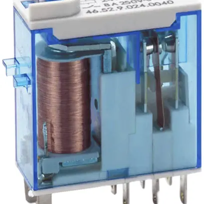 Relais à fiches Finder 24VDC, 2C AgNi 8A 250VAC 