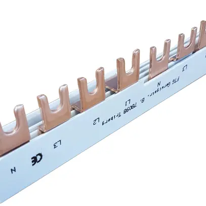 Bloc barre collectrice Meterware SKS0383 en haut E-type 4L 8UM 10mm² 63A 140mm 