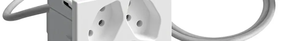 Presa FLF 3×tipo 13 cavo 1.5m e coperchio di protezione bianco 
