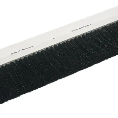Brosse plate pour Rack 19" R&M freenet 