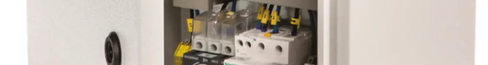 Armadio elettrico nVent per sistema di temperatura acqua calda (1×C 16A/30mA) 