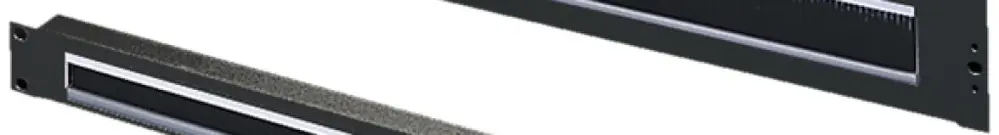 Kabeldurchführungspanel 19" 1 HE 
