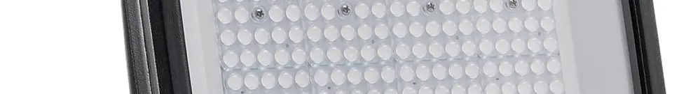 LED-Strahler Sylvania Kalani 150W 21600lm 830 IP66 asym 65×120° DA 451×345 sz 