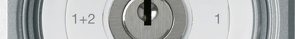 UP-Schlüsselschalter robusto IP55 mit Klappdeckel S1/1P aluminium f.Kombination 