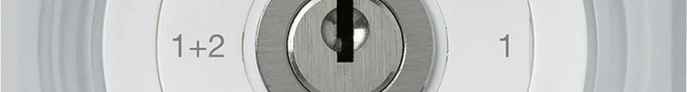 UP-Schlüsselschalter robusto IP55 mit Klappdeckel S1/1P grau für Kombination 