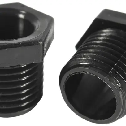 Raccordo isolante M10×1mm L=10mm nero esagonale 