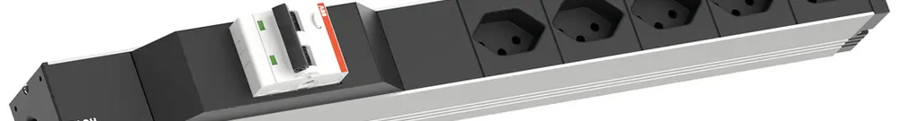 Prise multiple 19" BACHMANN 5×T13 3m protection complète des appareils 1UH noir 