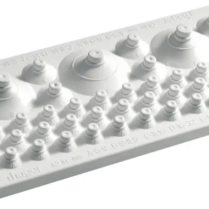 Piastra passacavi Hager univers per armadi IP30/44/54 alto/basso 