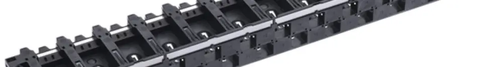 Pannello di distribuzione 19" Basic 1UA 24×schermato nero 