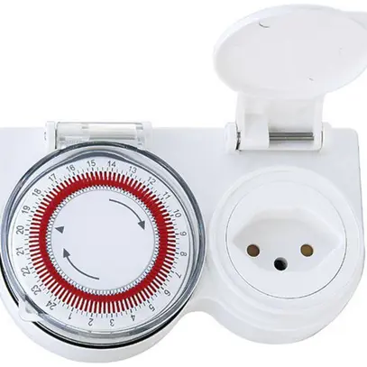 Timer meccanico, tempo di commutazione minimo 15min, IP44 