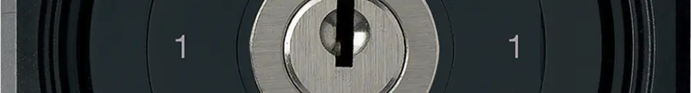 UP-Schlüsselschalter robusto IP55 mit Klappdeckel S0/2P schwarz für Kombination 