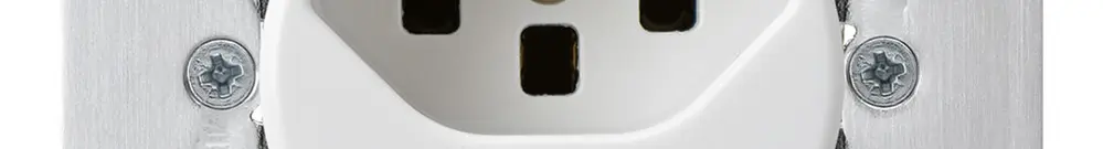 Inserto per presa T23 INC basico BM placca di fissaggio morsetti a vite bianco 