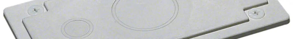 Plaque passe-câbles Hager Univers 235×15×15mm 3 ouvertures de prise de jonction 