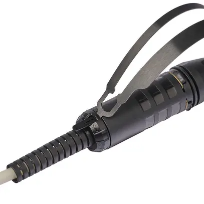 Câble patch FO R&M 2×OM4 HEC-QR LC-D PC ↔ ouvert noir 10m 