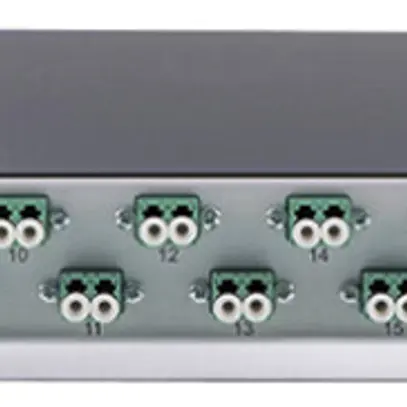Breakoutbox 19" Dätwyler OV-SO 24×LCD/APC grün OS2 versetzt 1HE grau 