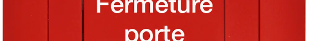 Pulsante INC BSW 7564.UP-TEXT-F, 1C 10A/250VAC, Edue, rosso "Fermeture porte" 