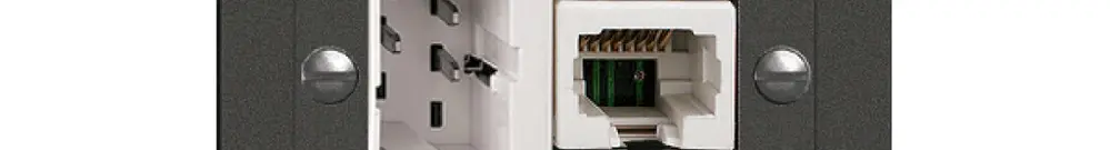 Prise ENC xDSL RJ45/TT83 noir ITplus EDIZIOdue, avec filtre 