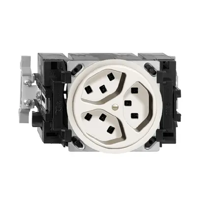 EB-Steckdose 3×T23 16A weiss 53mm Snap FH mit Steckklemme 