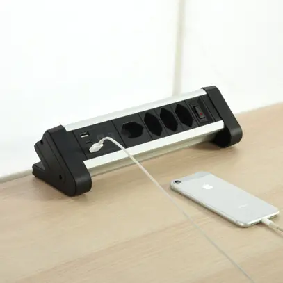 Modulo da tavolo ALU 4×T13 2×USB-A/1×USB-C 2m 3×1mm² interruttore ne/alu 