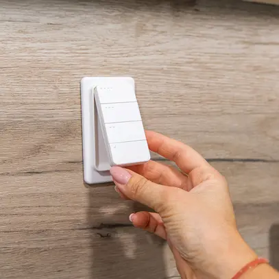 Émetteur mural AP Shelly BLU RC Button 4 4can BLE blanc 