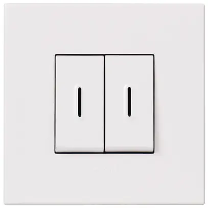 Interruttore a bil.lum.INC ATO bianco 1/3+3/1L con LED orientamento 
