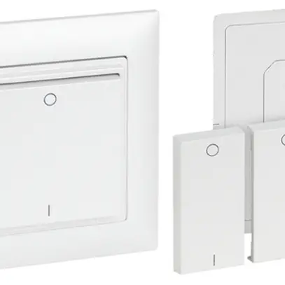 Trasmettitore murale RF Omnio 4 canali con simbolo I-O bianco senza batteria 