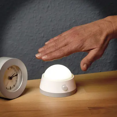 Luce notturna LED Brennenstuhl NLB 02 BS PIR 100° 60lm 3×AA 