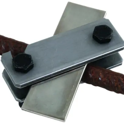 Morsetto SV Elvatec/DEHN con viti M8×45mm conduttore tondo 6…28/piatto 30mm 