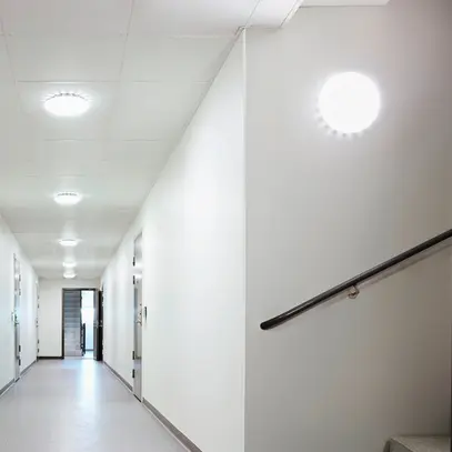 Plafoniera LED Steinel RS PRO HF 15.7W 1209lm 830 IP65 REG argento 