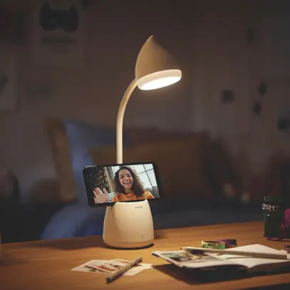 Lampada da tavolo LED Philips Hat 4.5W 80lm 3000…5700K REG bianco USB tipo A 