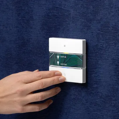 Senseur poussoir ENC Theben iON 102 KNX 2-fois avec capteur de température 