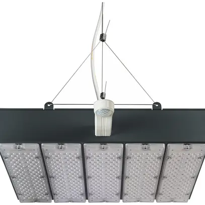 LED-Hallenstrahler Sylvania KubiXx AISLE PIR 140W 24900lm 840 IP65 DIM 440×460 