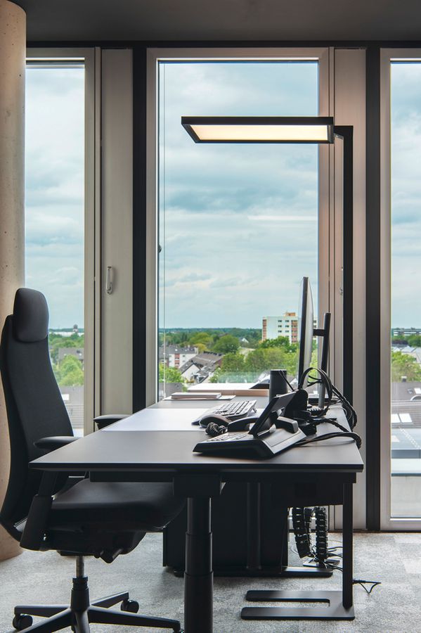 Lampadaire LED SLV WORKLIGHT 79W 7600lm 4000K 1950mm aluminium noir