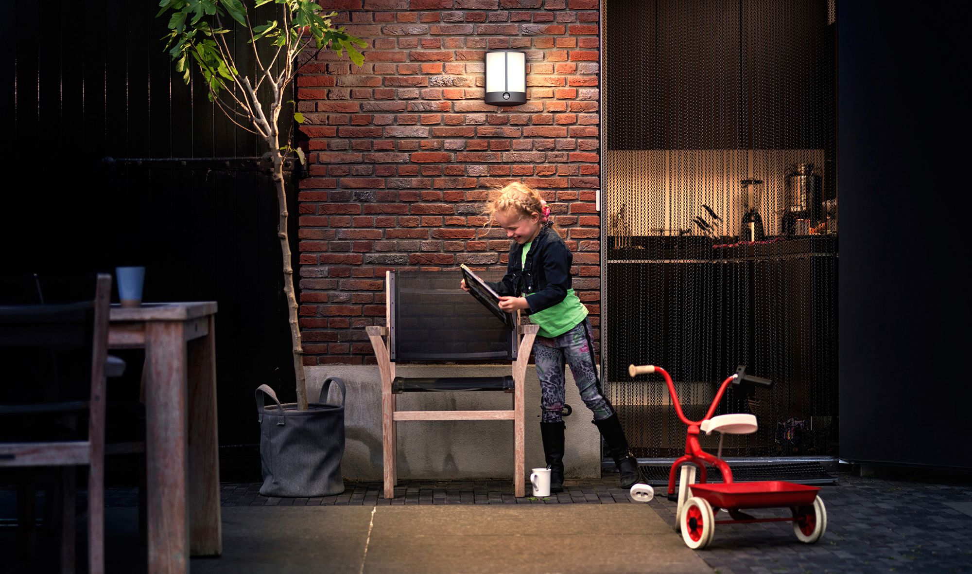 Applique LED Stock PIR  6W 2700K 600lm IP44 anthracite