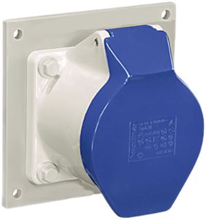 EB-Steckdose CEEtyp 3L 32A 6h gerade, Flansch Gr. III