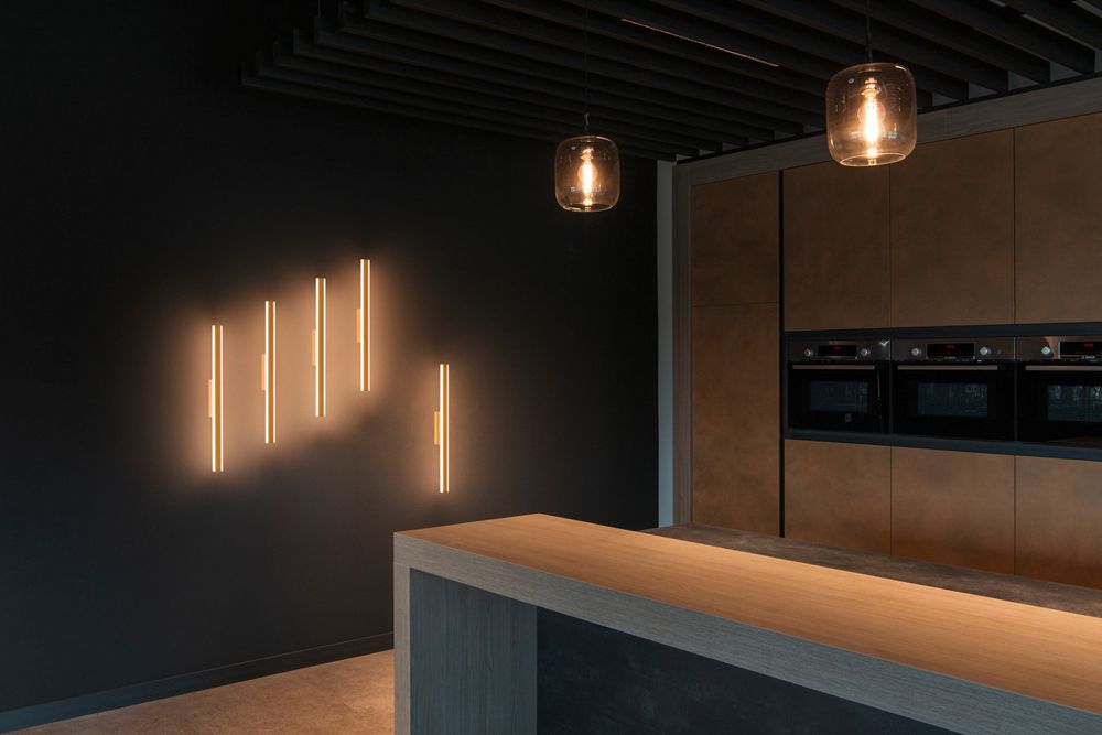 Applique LED SLV ONE LINEAR 50 14W 900lm 927/930 IP44 REG 525mm ottone