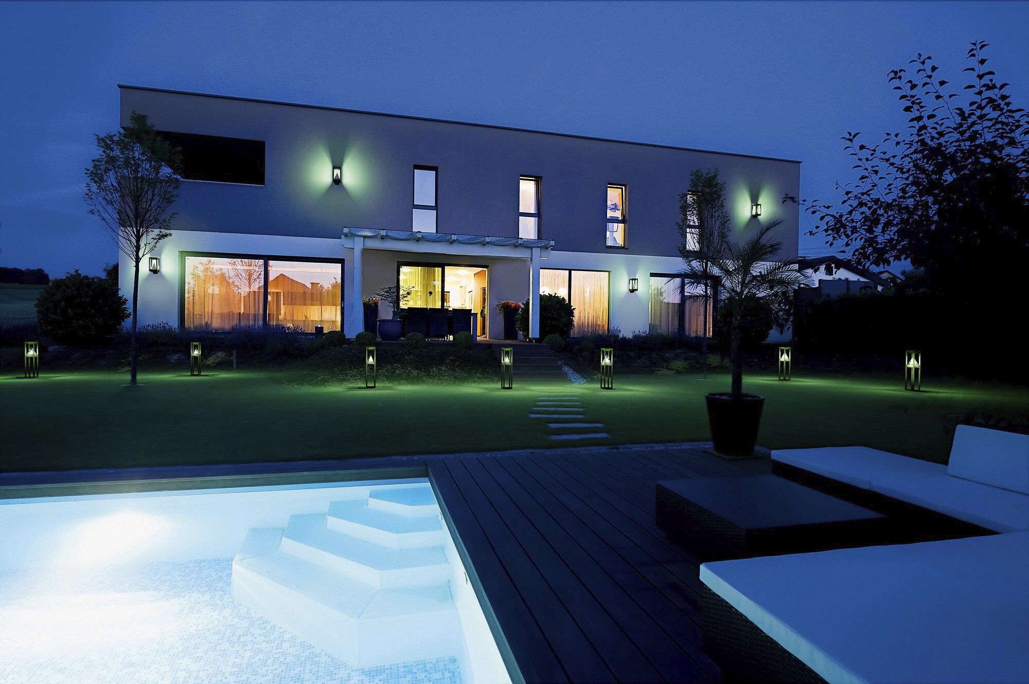 Paletto lum.LED LEDVANCE SMART+ Solar PIR SEN 6W 400lm 3000K RGBW IP44 700mm ne