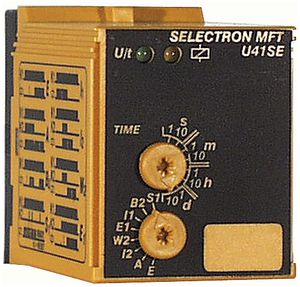 Multifunktions-Zeitrelais MFT 1W, 1S, 24VAC/DC, 110…240VAC